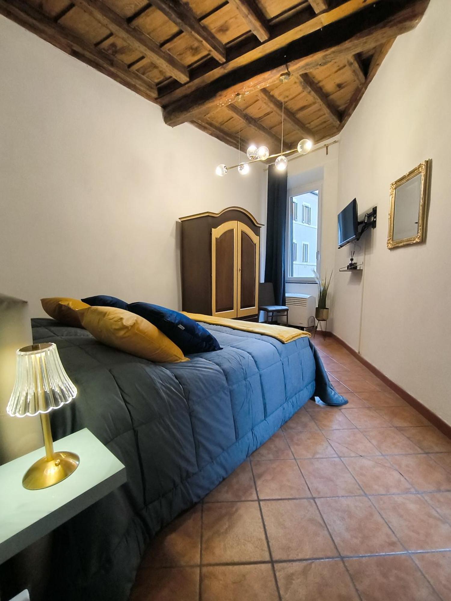 Crezy House Trilussa Rom