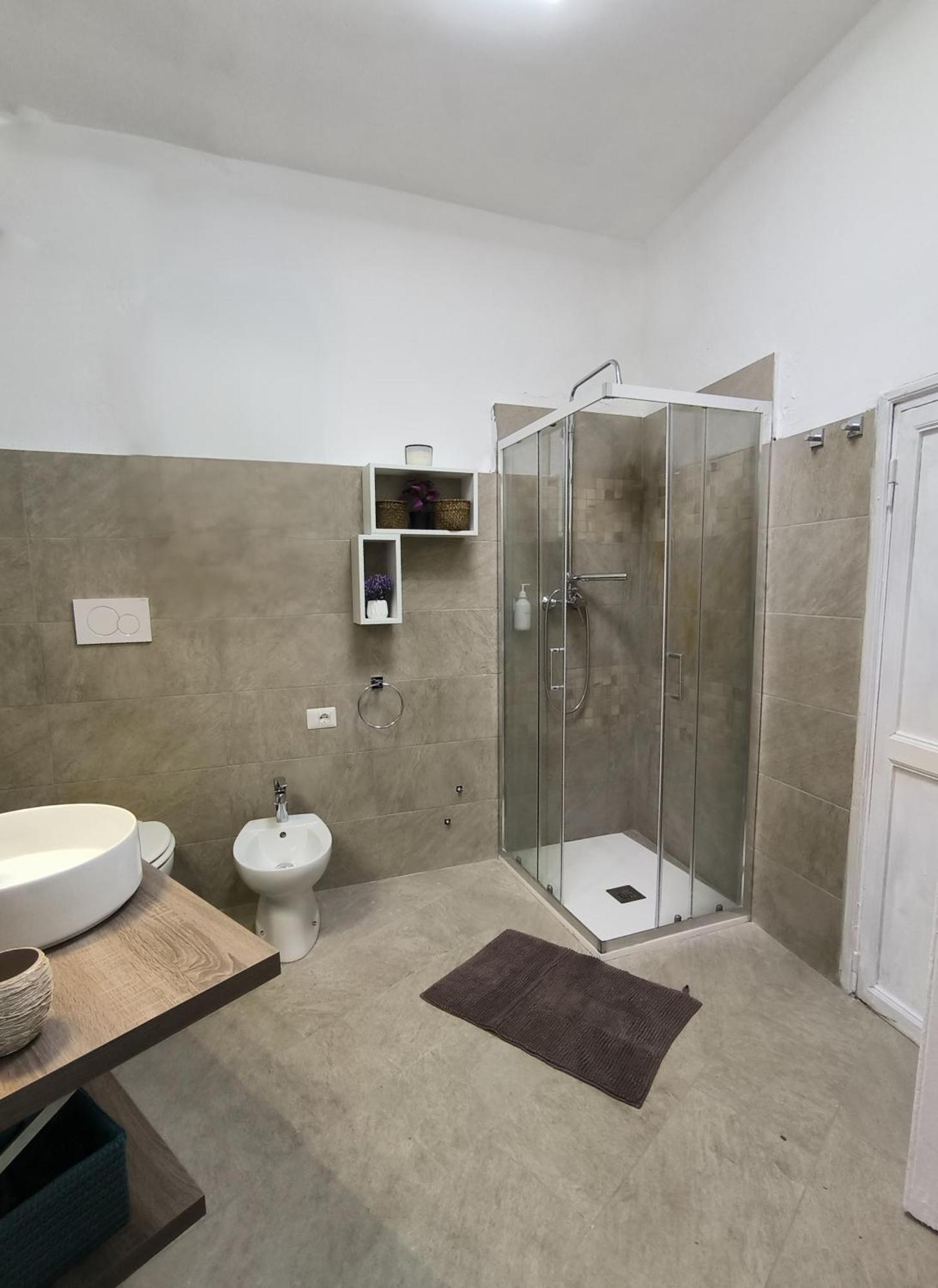 Apartment Crezy House Trilussa Rom